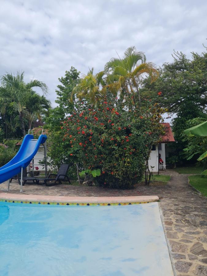 Villa Sonrisa Casa De Huespedes Las Terrenas Dış mekan fotoğraf